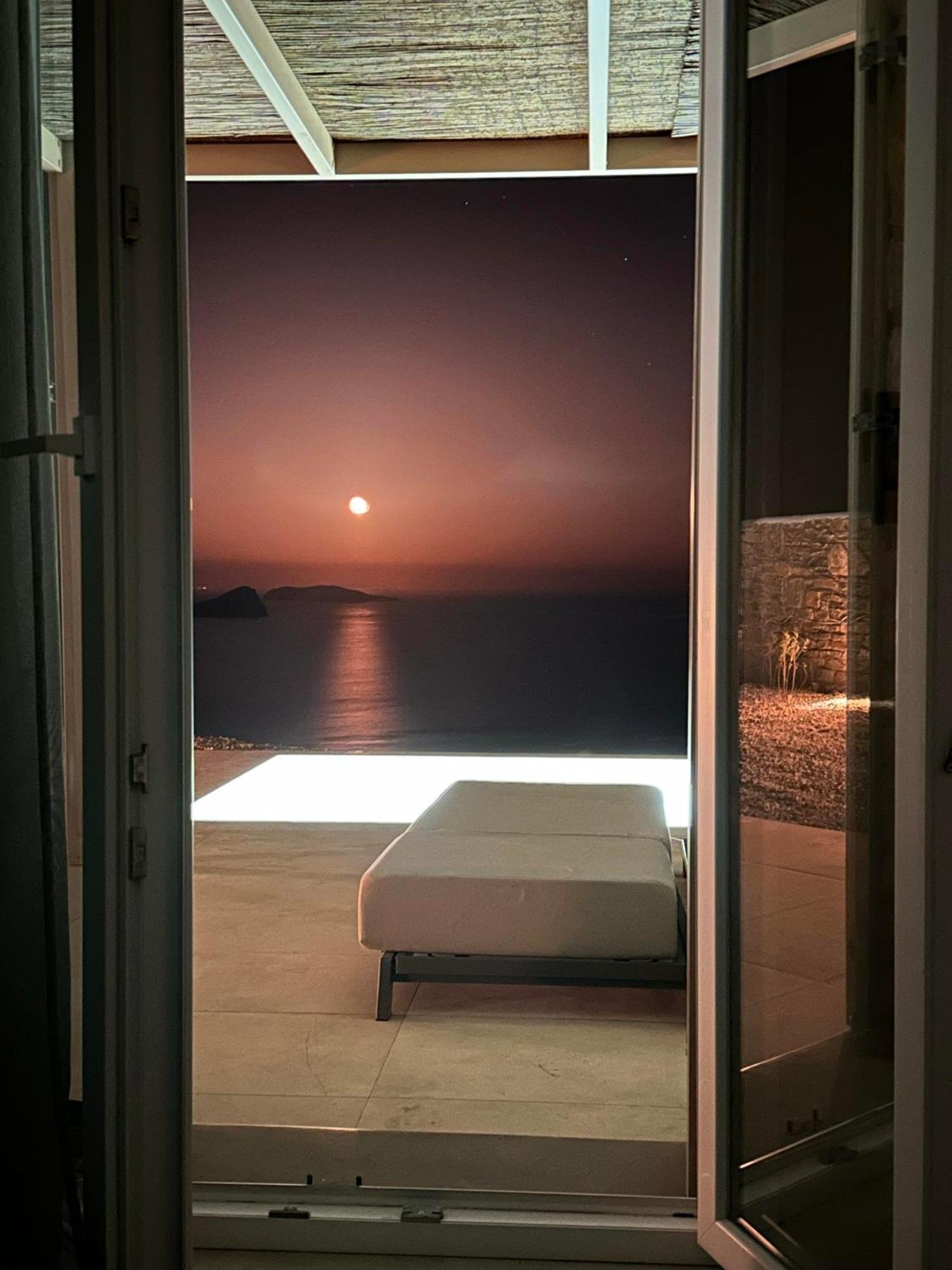 Thermyes 4 Kythnos